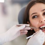 Los tratamientos dentales que mantendrán tu sonrisa perfecta